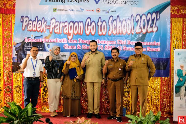 Padek - Paragon Go to School Dibuka Wako Fadly Amran di SMAN 1 Sumbar