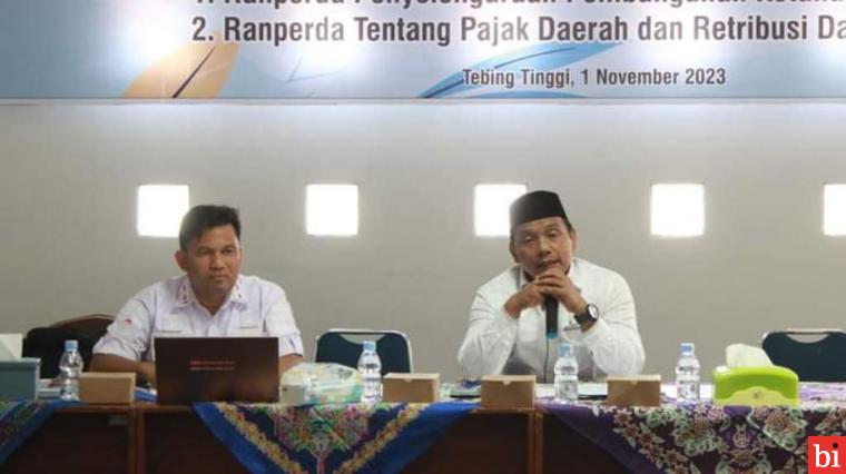 Pansus I DPRD Kabupaten Dharmasraya Sosialisasi Ranperda Pajak Daerah dan Retribusi Daerah