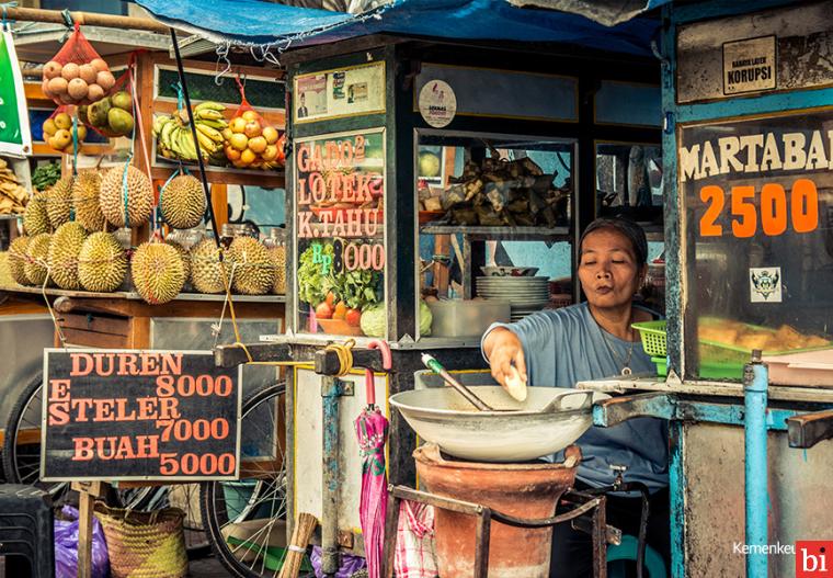 Pemerintah Luncurkan Program Bantuan Tunai Untuk PKL dan Warung