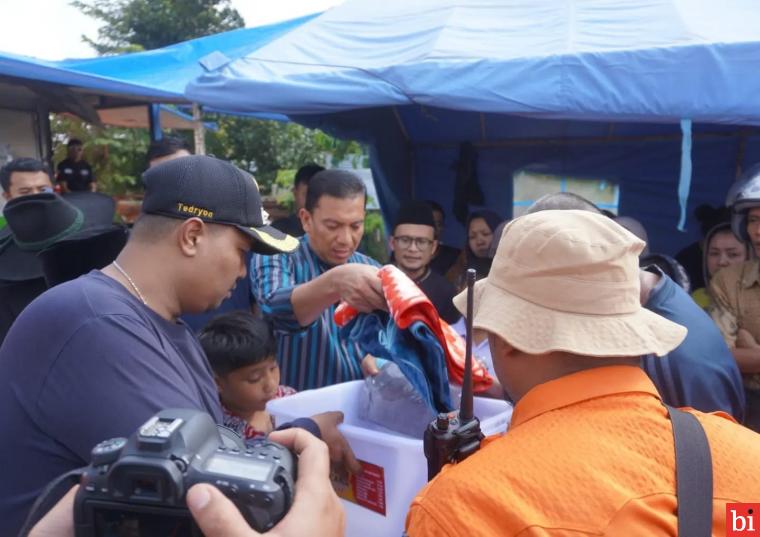 Pemko Padang Panjang Salurkan Bantuan Korban Kebakaran