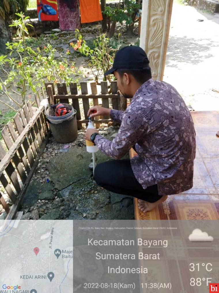 Pengambilan Sampel Air PDAM Tirta Langkisau Dilakukan Petugas Puskesmas Pasar Baru