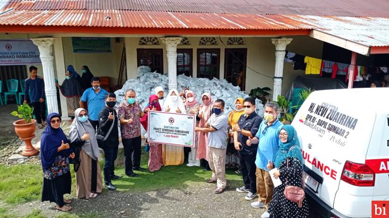 Penghujung Ramadan, Nevi Zuairina Terus Salurkan Bantuan untuk Masyarakat