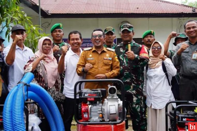 Peroleh Bantuan dari Kementan RI dan Anggota DPRD Sumbar, Bupati Eka Putra Sampaikan...