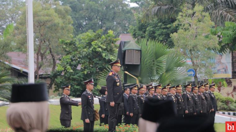 Pimpin Upacara Peringatan Hari Lahir Pancasil, Wakapolda Sumbar : Pancasila Pemersatu...