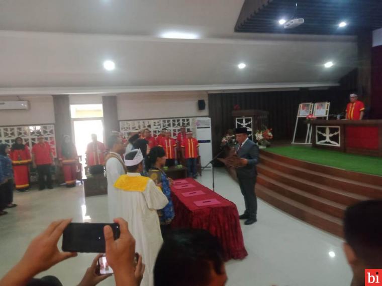 Pj.Bupati Kepulauan Mentawai Jongguran Simanjuntak Lantik ASN: Saya Minta Komitmen dengan...