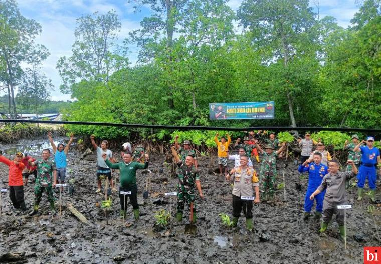 Pj. Bupati Kepulauan Mentawai Sambut Baik Kegiatan Penghijauan dan Penanaman Mangrove...