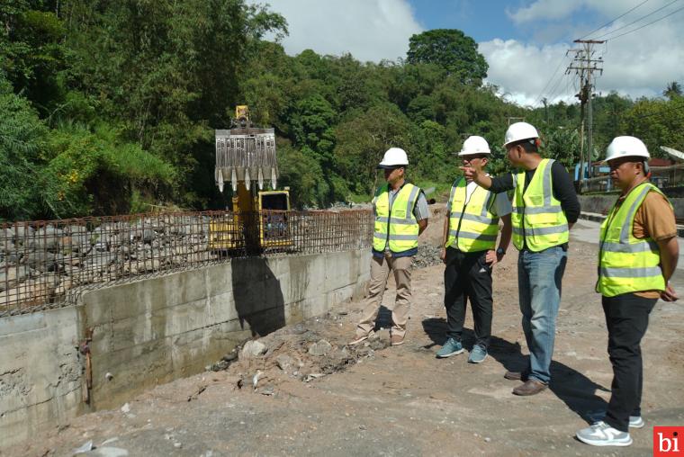 Pj Wako Sonny Tinjau Progres Perbaikan Jalan Lubuk Mata Kucing dan Jembatan Tanjung