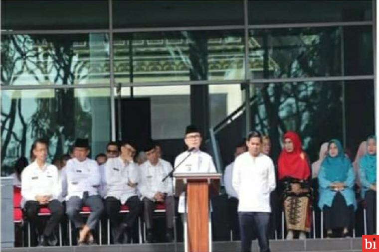 Pjs Wali Kota Bukittinggi, H. Hani Syopiar Rustam, Pimpin Apel Gabungan Bersama  ASN dan...