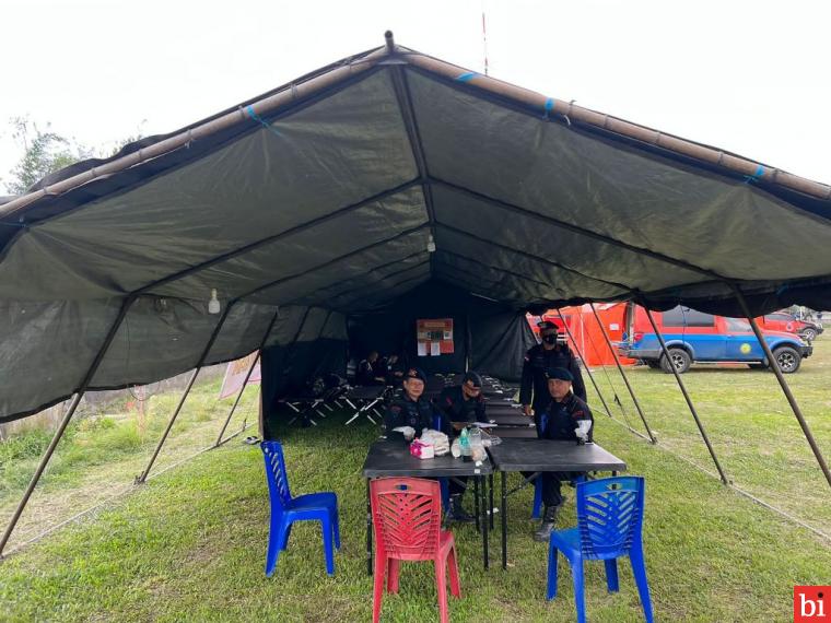 Polda Sumbar Buka Dapur Umum di Lokasi Evakuasi Erupsi Gunung Marapi