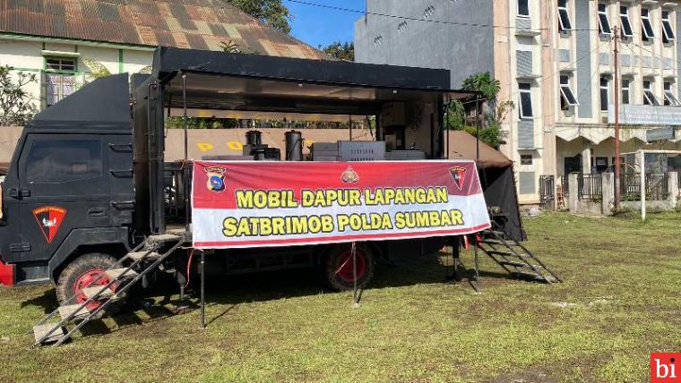 Polda Sumbar Dirikan Dapur Lapangan Bantu Korban Galodo di Agam