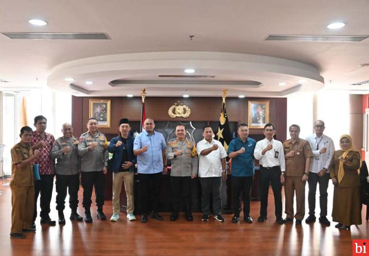 Polda Sumbar terima Audiensi dengan Kemenkop UKM dan Tokoh Masyarakat, Bahas Dugaan...