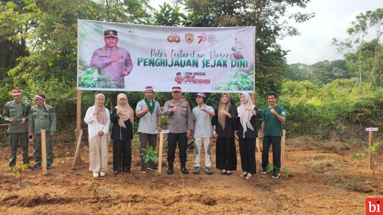 Polres Dharmasraya Lestarikan Negeri Melalui Penanaman Pohon secara Serentak.