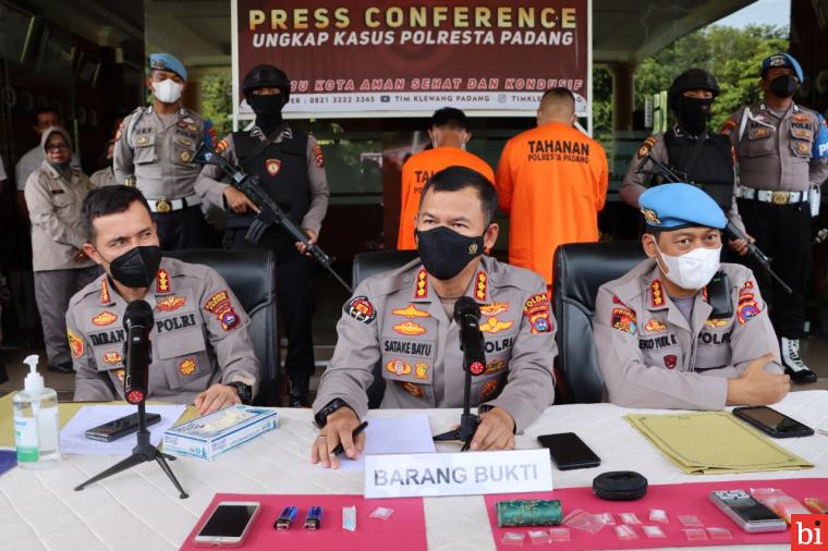 Polresta Padang Ungkap Kasus Narkoba, Salah Satu Pelaku Oknum Polisi