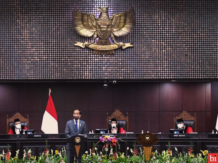Presiden Jokowi Apresiasi MK dalam Percepatan Transformasi Peradilan Digital Saat Pandemi