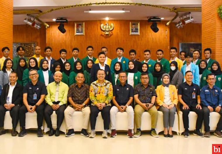 Program MAGENTA Semen Padang 2024; 44 Peserta dari 16 Perguruan Tinggi Dalam dan Luar...