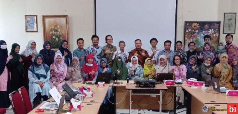 Pusbangpel LP3 UNP Gelar Workshop Penulisan Soal UAS MKU