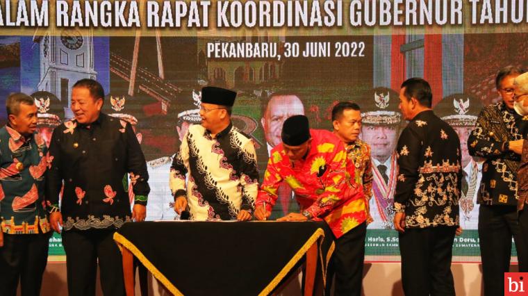 Rakor Gubernur se-Sumatera, Gubernur Mahyeldi Sampaikan 4 Usulan Rencana Terintegrasi di...