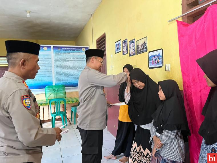 Ramadhan Berbagi Jajaran Polres Dharmasraya Gelar Bakti Sosial