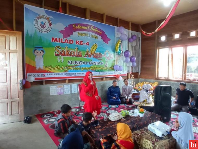 Rayakan Milad Sakola Alam Qu Sungai Janiah, Hj. Nevi Zuairina: Belajar di Alam dan Telah...