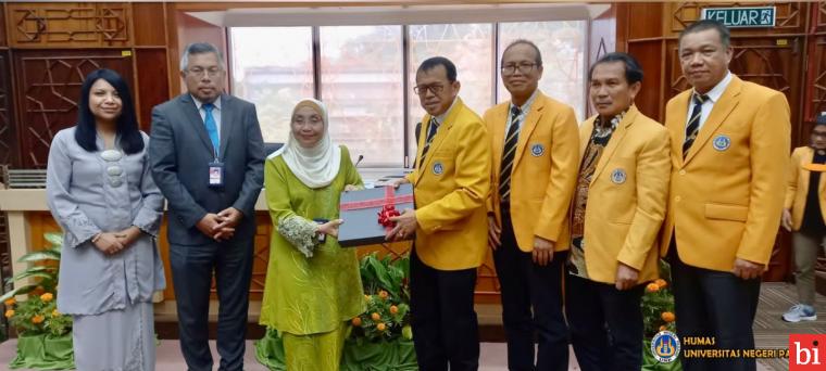 Rektor UNP: Kita Harus Banyak Belajar dari UKM Pemilik QS Ranking 129 Dunia