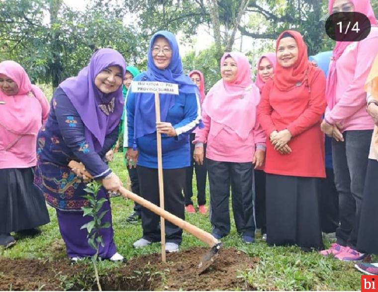 Reses ke Talu, Nevi Sebut Kondisi Covid-19 Tak Halangi Semangat Menanam