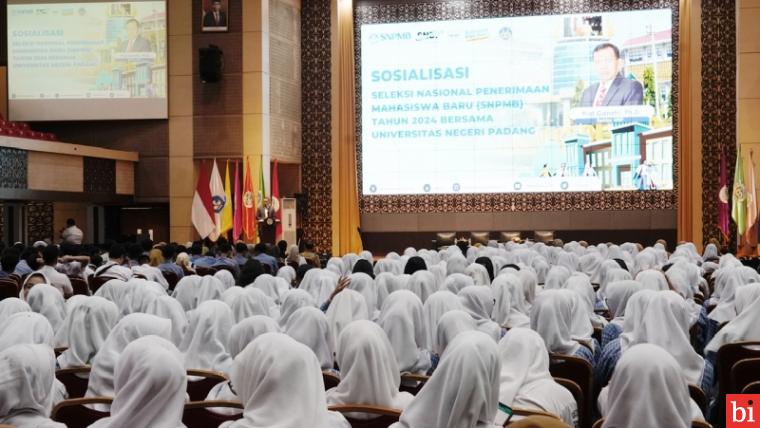 Ribuan Siswa SMA, SMK, MA se-Kota Padang dan Kepulauan Mentawai Ikuti Sosialisasi SNPMB...