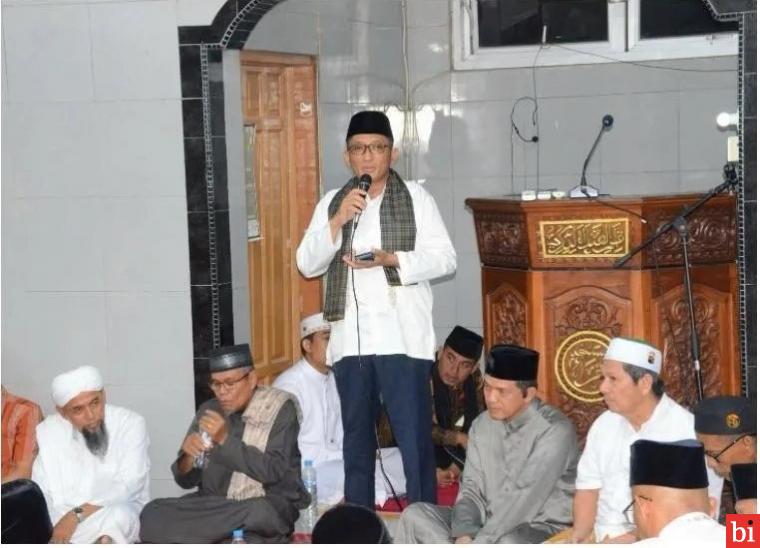 Safari Ramadhan di Masjid Iqra', Hendri Septa Ajak Orang Tua Berikan Perhatian Khusus...