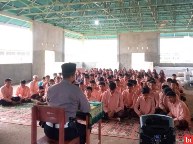 Satlantas Polres Dharmasraya Sosialisasi Tertib Berlalulintas dan Anti Bullying di Sekolah