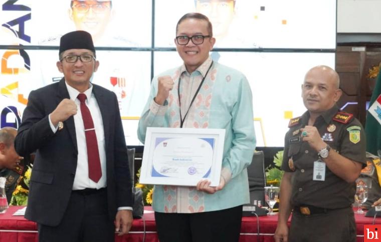 Satu-satunya di Indonesia, Pemko Padang dan Kajari Beri Reward Atas Penurunan Inflasi...