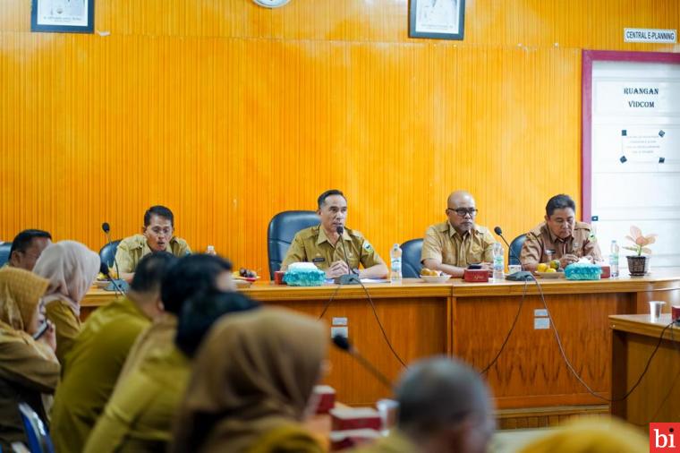 Sekda Madison Bahas Penanganan Karhutla di Kabupaten Solok