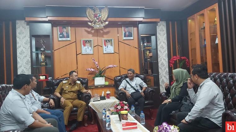 Semen Padang Gencar Sosialisasikan Nabuang Sarok dan Kaliandra