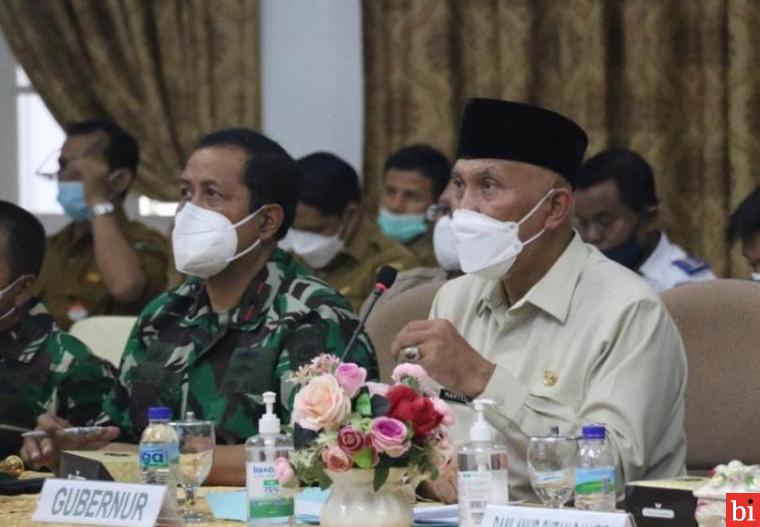 Siapkan Lima Hadiah Umroh, Gubernur Instruksikan Optimalisasi Vaksinasi Hingga Akhir Tahun