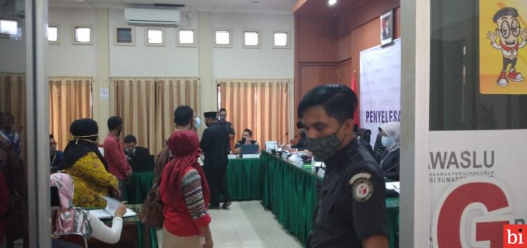 Sidang Terbuka Sengketa Fa-Ge dan KPU Sumbar Diwarnai Penolakan Saksi