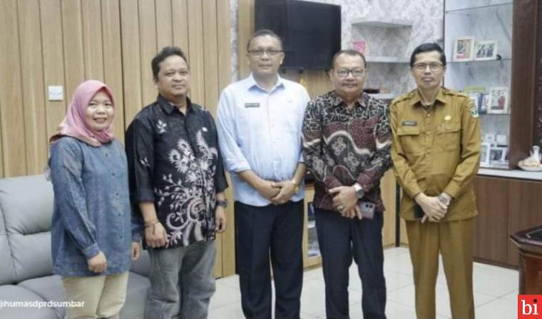 Sinergi DPRD: Sekretaris DPRD Sumbar Terima Kunjungan Ketua Sementara DPRD Kepulauan...