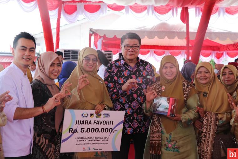 Sumbar Raih Juara Favorit Masak Serba Ikan di Peringatan Harkannas ke-9