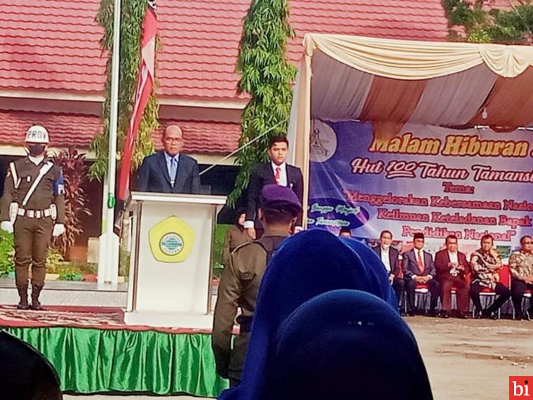 Supardi Pimpin Upacara 100 Tahun Perguruan Taman Siswa