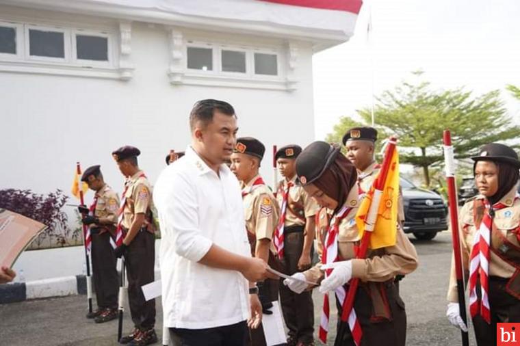 Sutan Riska Lepas Kontingen Kwarcab Pramuka Dharmasraya ke Jambore Nasional XI