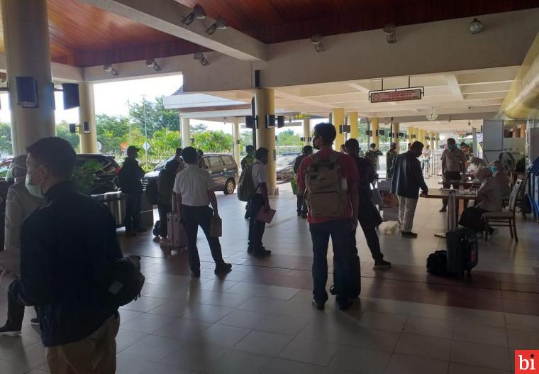 Tak Penuhi Syarat, Sejumlah Penumpang Batal Terbang