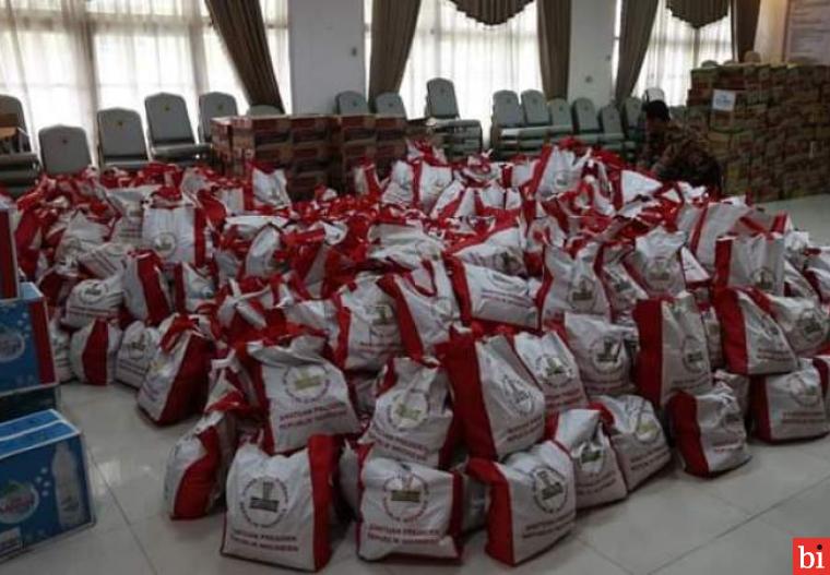 Tanah Datar Terima 1000 Paket Sembako Bantuan untuk Warga Terdampak Banjir Bandang dari...