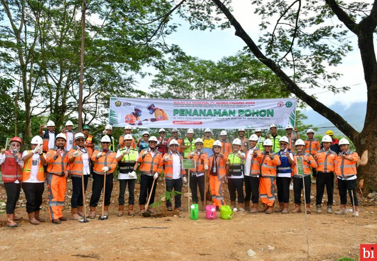 PT Semen Padang kembali menunjukkan komitmennya terhadap...