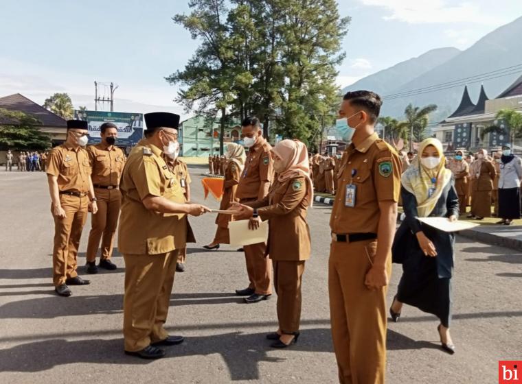 Tausiah Bupati Senin Pagi, ASN Pemkab Pasaman Tersentuh