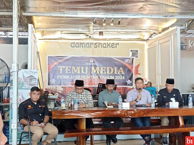 Temu Media Soal Pemilu 2024, Ketua KPU Sumbar Sebut Pemilih Boleh Bawa KTP Digital ke TPS