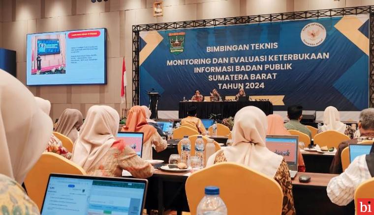 Tiga Kategori Badan Publik Hadiri Bimtek Monev 2024 KI Sumbar di Sesi Pertama