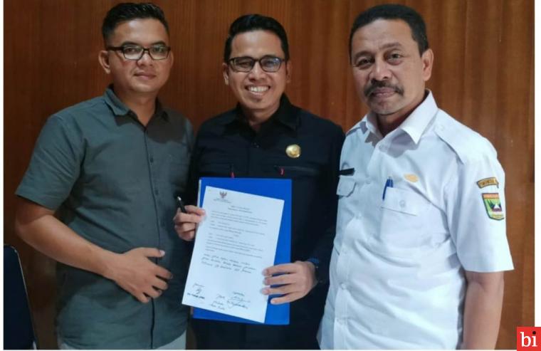 Tiga Sengketa Informasi di Komisi Informasi Sumbar Berakhir Damai Melalui Mediasi