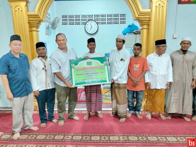 Tim Safari Ramadhan PT Agrowiratama Kunjungi 10 Lokasi selama Ramadan
