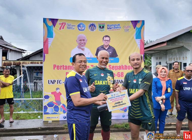 Tim UNP FC Juarai Pertandingan Sepakbola Kontra Mitra