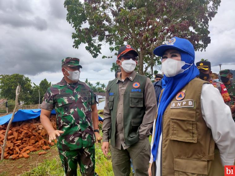 Tinjau Gempa Pasaman, Kepala BNPB dan Wagub Sumbar Fokus Pencarian Orang Hilang dan...