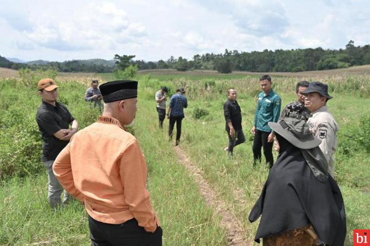 Tinjau Lahan Relokasi Korban Bencana, Gubernur Mahyeldi Minta Segala Prosedur Disegerakan