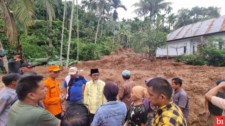 Tinjau Longsor Situjuah, Bupati Pastikan Penanganan Aparat dan Ingatkan Warga Waspada...