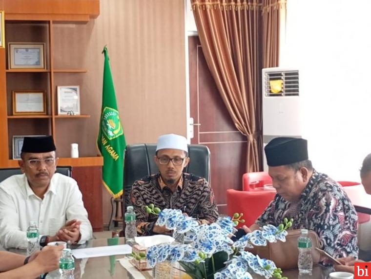 Tinjau Persiapan UPT Asrama Haji Embarkasi Padang, Wakil Ketua DPRD Sumbar dan Komisi V:...